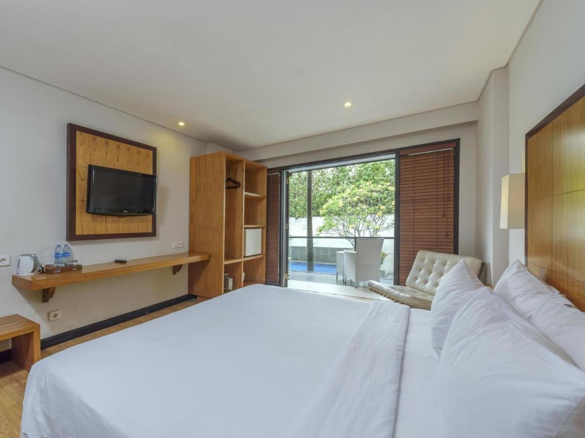 Zen Rooms Kuta Beach Poppies Lane Eksteriør bilde